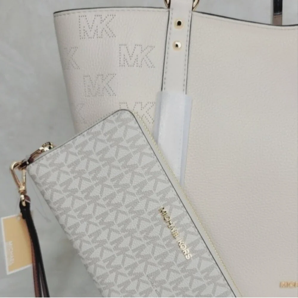 🎀 Michael Kors 3 SET Matching Shoulder Bag Tote Handbag Wallet Charm Pom NWT - Picture 3 of 14